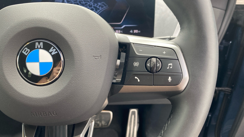 BMW iX 400kW xDrive60 M Sport 112kWh 5dr Auto [Skylounge] Electric Estate